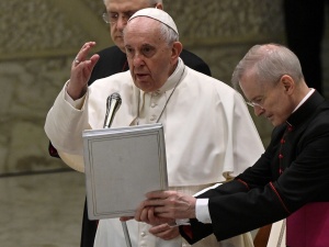 Franciszek zachęca Polaków: „Módlmy się, aby przyszły rok był szczęśliwy dla nas i…”