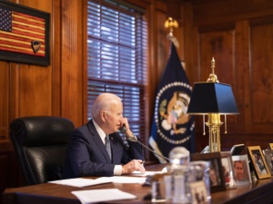 Władimir Putin i Joe Biden rozmawiali telefonicznie na prośbę strony rosyjskiej. Wiemy, o czym rozmawiali