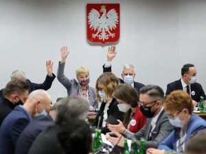 Wulgaryzmy na posiedzeniu komisji. Poseł PO oskarża posła PiS - Stanowczo dementuję