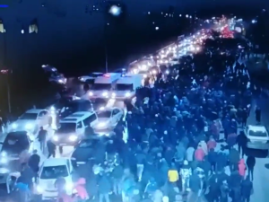 Gorąco w Kazachstanie. Reuters donosi, że płonie otoczony przez protestujących ratusz Ałma Aty. Na miejscu słychać strzały