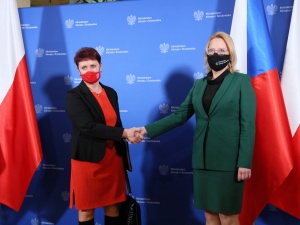 Nastąpi przełom? Czeska minister środowiska przybyła do Warszawy. Ruszyły rozmowy ws. kopalni Turów