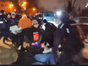 Awantura podczas wizyty Kaczyńskiego na Wawelu. Są wnioski do sądu [WIDEO]