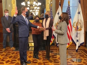 Mark Brzeziński został zaprzysiężony na ambasadora USA w Polsce [WIDEO]
