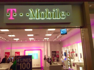 „Hande hoch!”. T-Mobile żąda od ZPP kosmicznej kwoty za ujawnienie, jakie płaci podatki. Problem w tym, że to oficjalne dane