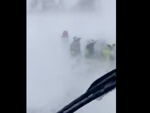 „W takich warunkach działali dziś strażacy”. Zaskakujące nagranie z Małopolski [WIDEO]