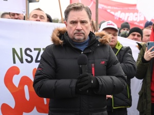 Dziś weszła w życie nowelizacja ustawy o wolnych niedzielach. Piotr Duda: „Najwyższy czas, by sieci handlowe zaczęły tego prawa przestrzegać”