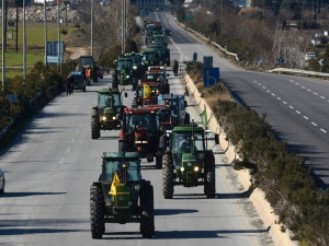Grecja: Farmerzy blokują traktorami autostradę. Powodem wzrost cen energii