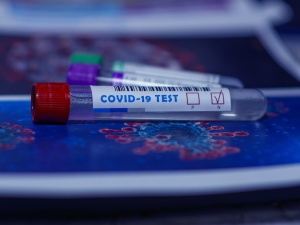 Setki tysięcy osób na zwolnieniach. Problemy Europy z epidemią COVID-19