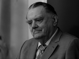 Był patriotą, człowiekiem Solidarności, mężem stanu. Dziś trzecia rocznica śmierci premiera Jana Olszewskiego