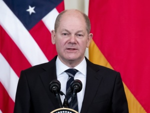 „Słaby przywódca”. Niemiecka prasa ostro po wizycie kanclerza Scholza w USA