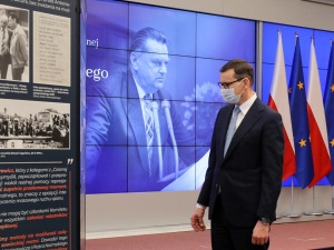 „Należy głośno powiedzieć, kto był bohaterem, a kto zbrodniarzem”. Premier odniósł się do upamiętnienia „Łupaszki”