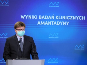 „Wyniki są jednoznaczne”. Ministerstwo Zdrowia zaprezentowało wyniki badań klinicznych ws. amantadyny