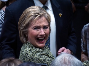 Współpracownicy Hillary Clinton płacili za fabrykowanie dowodów na związki Trumpa z Rosją?
