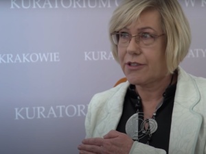Kurator Nowak oburzona poselskimi kontrolami. „Spadkobiercy komuny przychodzą rozliczać córkę żołnierza AK”