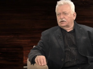 „Skomplikowana operacja”. Niepokojące informacje na temat stanu zdrowia prof. Romualda Szeremietiewa