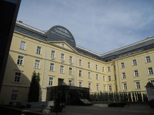 Kierownik katedry na katolickiej uczelni uważa, że „powoływanie do życia kolejnych egzemplarzy gatunku ludzkiego jest swoiście niestrawne”