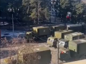 [wideo] Rosjanie rozstawili szpital polowy przy granicy. Spełniają się niepokojące przewidywania ekspertów?