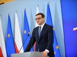 „Znosimy większość obostrzeń”. Premier podał termin 