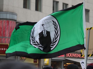 Anonymus na cyberwojnie z Rosją. Nie działają rosyjskie witryny