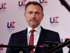Niemiecki minister finansów: „Jesteśmy otwarci na odcięcie Rosji od SWIFT”