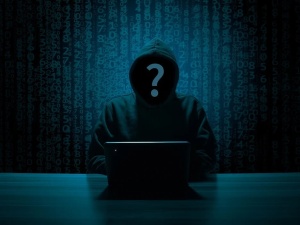 Strona Kremla nadal niedostępna. Anonymous wygrywają z rosyjskimi hakerami?