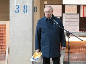 Rosyjskiej propagandzie chyba kończą się pomysły. Tak Putin otrzymuje „wsparcie ludu”