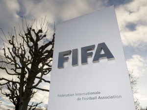 FIFA i UEFA zawiesiły Rosję i jej kluby 