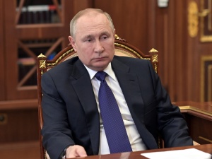„Rosja uruchomiła potężną kampanię przeciwko Ukrainie i Polsce. Zełenskiego oskarżają o nazizm, a Polskę o rasizm”