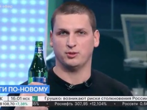 Rosyjski ekspert podczas transmisji na żywo upamiętnił „śmierć rosyjskiej giełdy”. „Spoczywaj w pokoju” [WIDEO]
