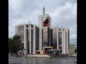 Łukoil, rosyjski gigant naftowy, wezwał do zakończenia konfliktu na Ukrainie