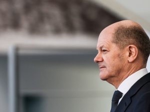 „Nóż wbity w plecy Ukrainy”. Wołodymyr Zełenski rozmawiał z Olafem Scholzem