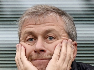 Sankcje na Romana Abramowicza. Problemy Chelsea Londyn