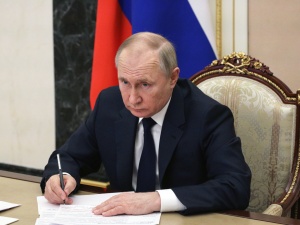 „The Times”: Putin wściekły na FSB za błędne dane, a FSB bała się mówić prawdę