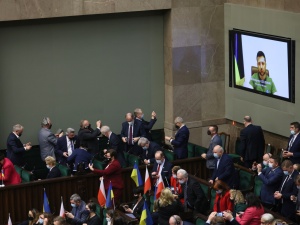 Ogrom komentarzy po przemówieniu Zełenskiego. „Szkoda, że nie widziałem twarzy Tuska, gdy mówił o Smoleńsku”
