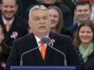 [video] Donald Tusk to czarny kot, który sprawia ludziom kłopoty. Victor Orban ostro o wizycie szefa PO w Budapeszcie