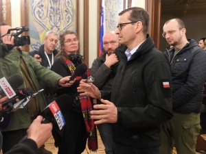 Premier: Wzywam liderów krajów europejskich, by pojechali do Kijowa