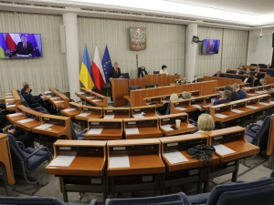 Senat jednogłośnie przyjął ustawę o obronie ojczyzny bez poprawek