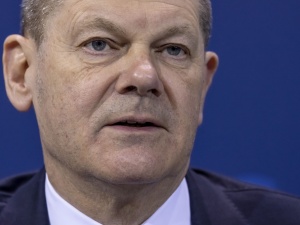 Niemcy chcą „przeczekać” wojnę? „Udawać, że się nie wie, co jest grane”