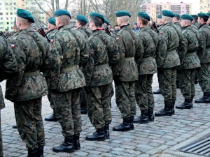 Co Polacy sądzą o misji pokojowej na Ukrainie? [Sondaż]