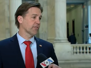 Amerykański senator: Musimy dać im więcej Stingerów, Javelinów, samolotów. Ukraińcy żeby wygrać, muszą zabić Rosjan [WIDEO]
