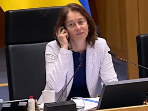 Jaki w PE: Moglibyście odłączyć kasę Putinowi w 3 minuty. Nie chcecie z prostego powodu. Zobacz minę Katariny Barley [VIDEO] 
