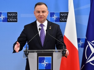 Awaryjne lądowanie samolotu z prezydentem RP Andrzejem Dudą