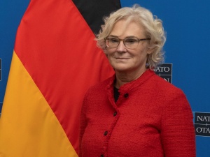 Minister obrony Niemiec odpowiada na krytykę ws. dostaw broni na Ukrainę. Nie zgadniecie, co powiedziała