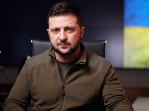 Zapraszam panią Merkel do odwiedzenia Buczy. Mocne wystąpienie Zełenskiego po odkryciu masowych grobów