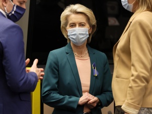 Von der Leyen zapowiada duży pakiet sankcji wobec Rosji. Obejmuje m.in. węgiel, transport i banki