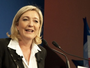 Szykuje się niespodzianka we Francji? Rekordowe poparcie Marine Le Pen [sondaż]
