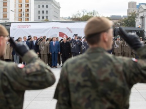 Nie sądziłem, że zmierzę się z taką falą dezinformacji. Rzecznik WOT tłumaczy, jak wygląda walka z tzw. fake-newsami