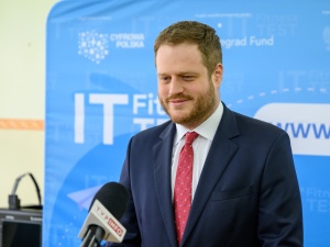 Wiceminister Cieszyński: To nie Korwin jest problemem. Problemem jest „kuzynka z Wrocławia”