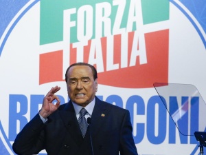 Berlusconi: jestem głęboko rozczarowany zachowaniem Putina. Rosja nie może zaprzeczyć zbrodniom