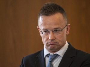 Szef MSZ Węgier: Nie poprzemy dalszych sankcji na paliwa kopalne z Rosji